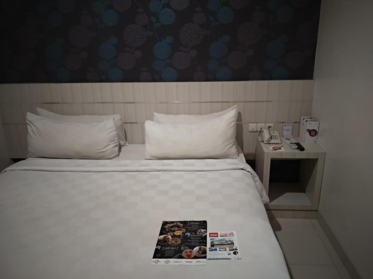 Cordela Hotel Medan Exterior photo